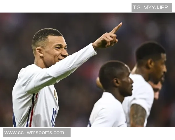 维尼修斯向皇马提出高额年薪和签字费要求欲与姆巴佩对标