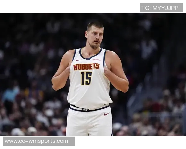 库里全明星投票首期获超百万票居西部第三仅次于东契奇和约基奇