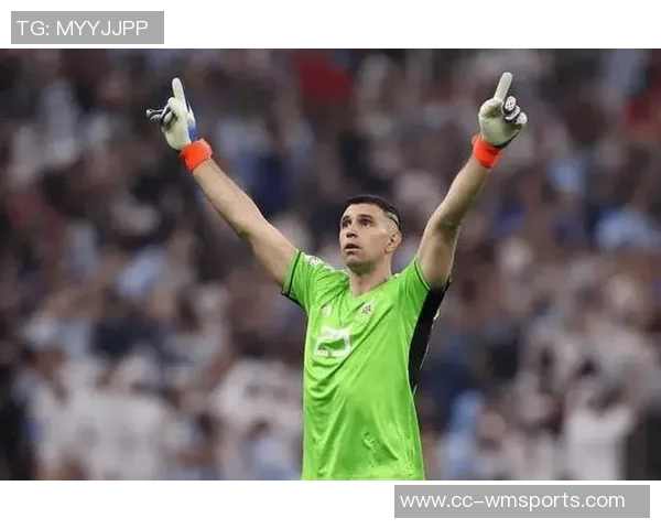 IFFHS年度最佳门将揭晓多纳鲁马荣膺第一裤袜紧随其后诺伊尔位列第四大马丁第七名